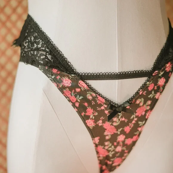 For Love & Lemons thong - Picture 2 of 5